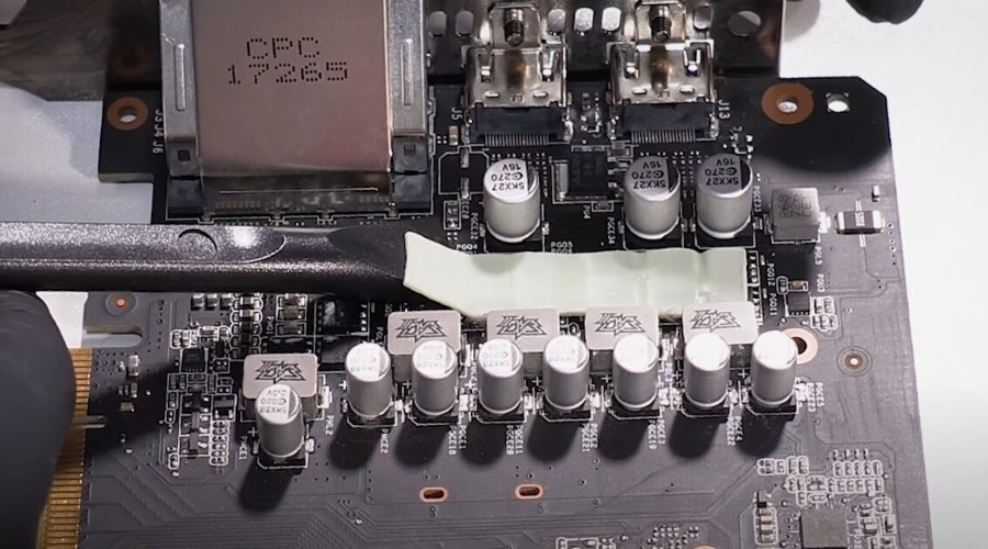 清潔 GPU PCB