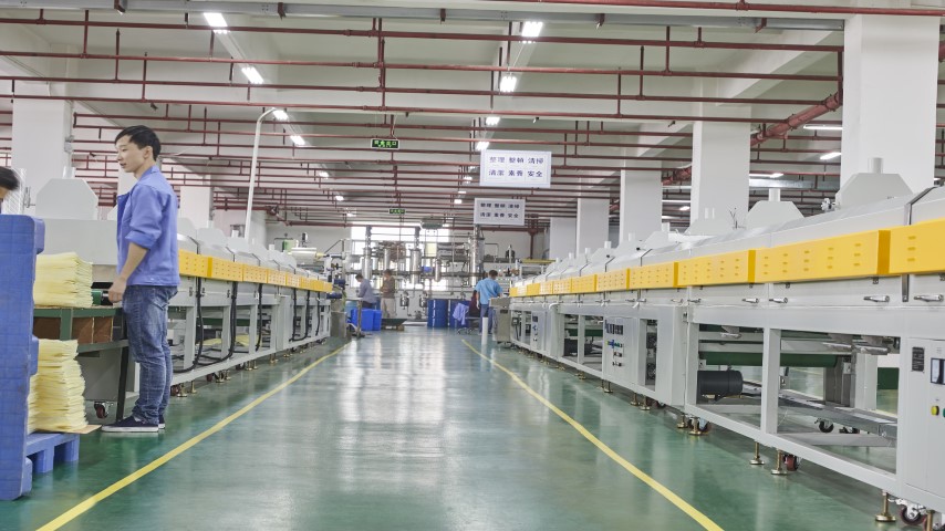 傲川科技河源工廠生產(chǎn)線